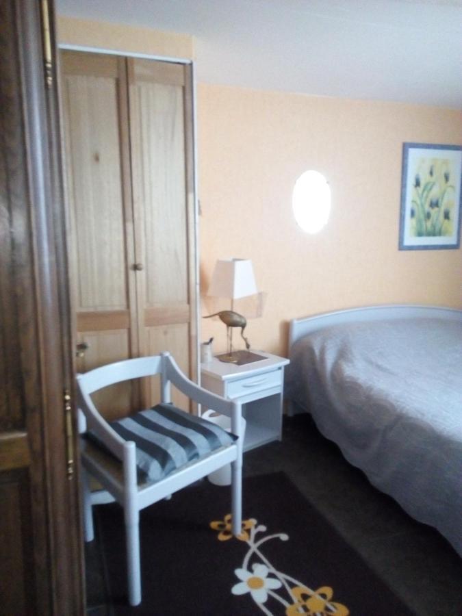 Chambre Dans Le Centre Historique Pont-Audemer Bagian luar foto