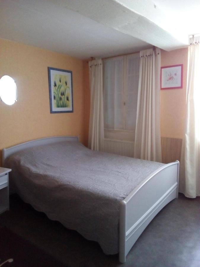 Chambre Dans Le Centre Historique Pont-Audemer Bagian luar foto