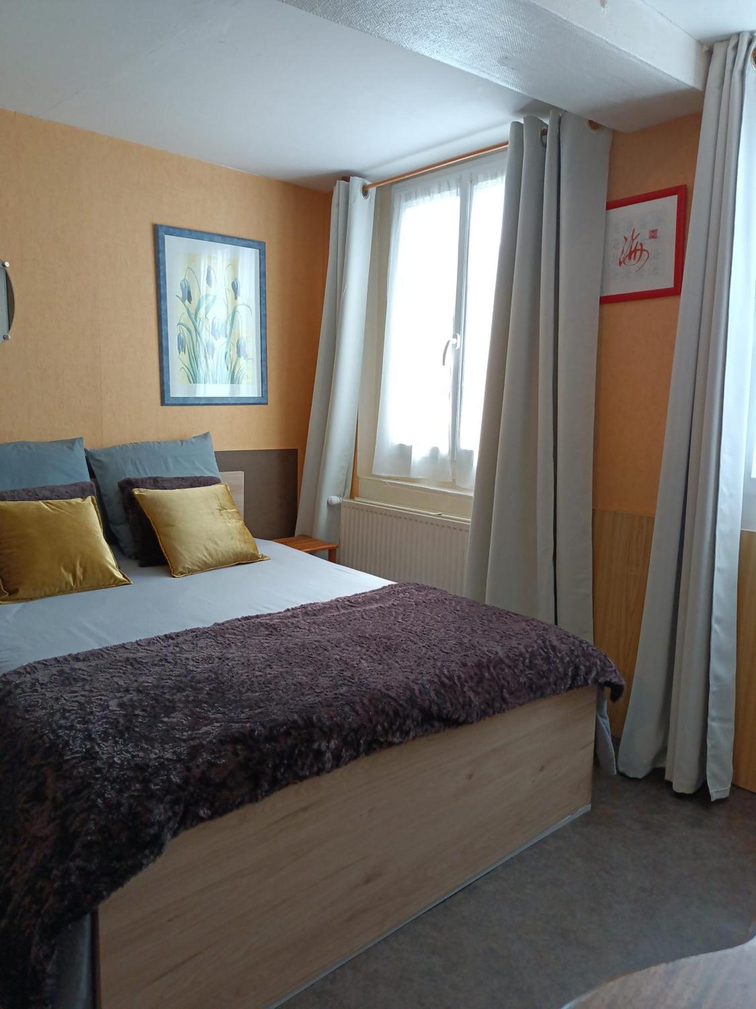 Chambre Dans Le Centre Historique Pont-Audemer Bagian luar foto